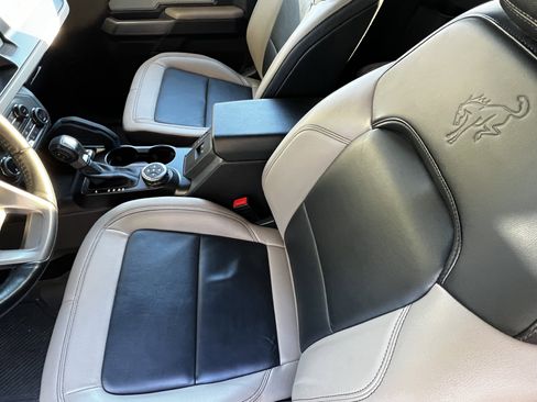 Used 2023 Ford Bronco Wildtrak image 16