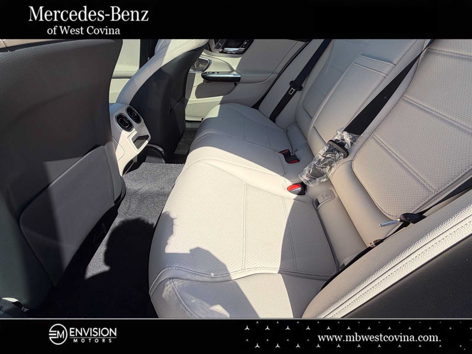 New 2026 Mercedes-Benz C 300 4MATIC Sedan image 28