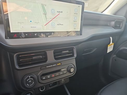 New 2026 Ford Maverick Lariat w/ Black Appearance Package image 15