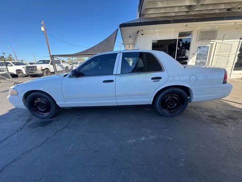 Used 2011 Ford Crown Victoria Police Interceptor w/ Trunk Pack image 8