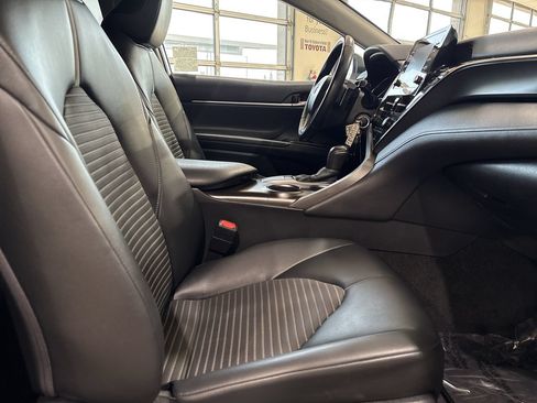 Used 2023 Toyota Camry SE w/ Protection Package (Q2) (TMS) FWD image 24