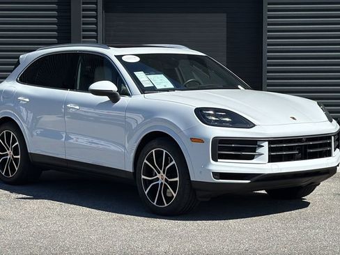 Certified 2026 Porsche Cayenne image 22
