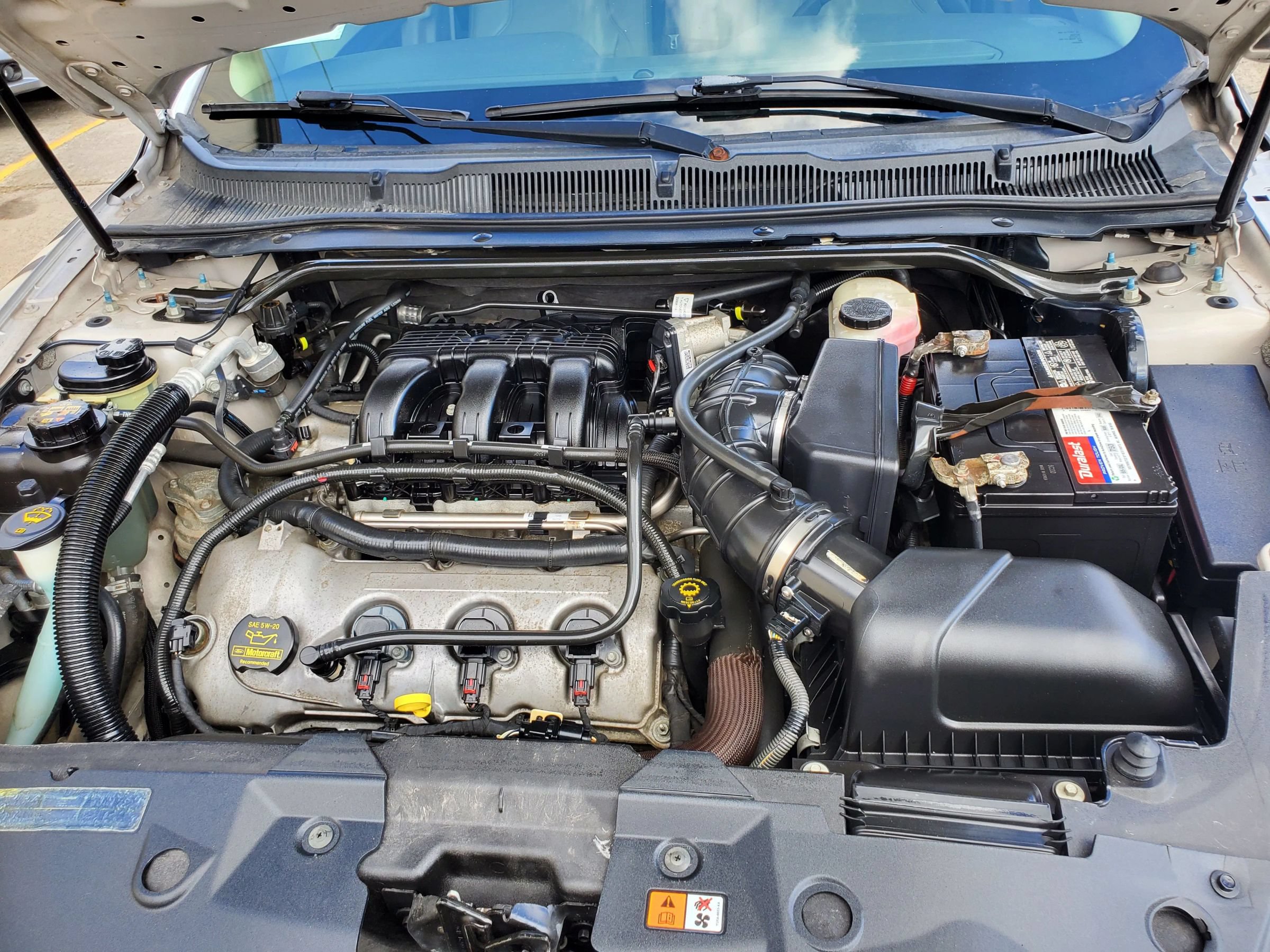 Used 2010 Ford Taurus SEL FWD image 49