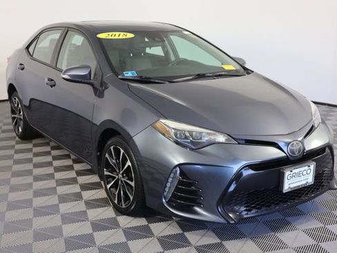 Used 2018 Toyota Corolla SE w/ SE Premium Package FWD image 1
