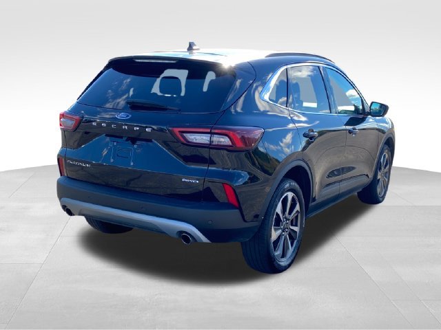 Used 2024 Ford Escape Platinum AWD/4WD image 4