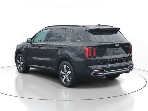 Used 2021 Kia Sorento S image 3