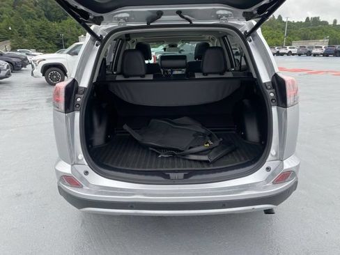 Used 2016 Toyota RAV4 Limited AWD/4WD image 8