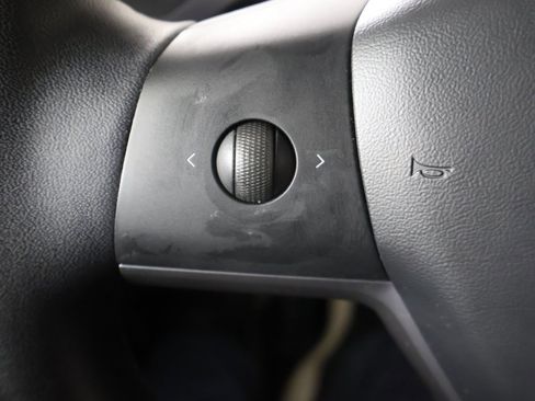 Used 2020 Tesla Model 3 Standard Range image 39