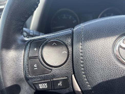 Used 2017 Toyota RAV4 XLE w/ Protection Package image 12