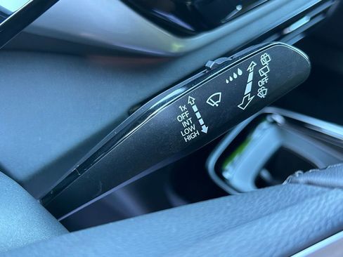 Used 2023 Volkswagen ID.4 Pro S image 25