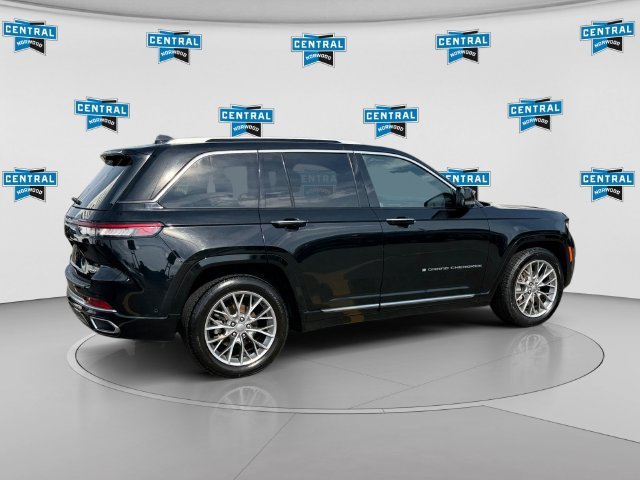 Certified 2022 Jeep Grand Cherokee Summit w/ Adv Protech Group IV AWD/4WD image 6