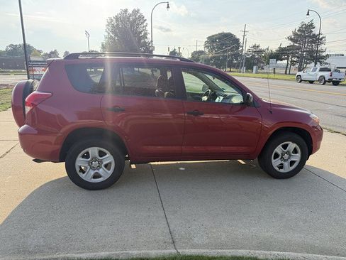 Used 2007 Toyota RAV4 4WD w/ 3rd Row image 4