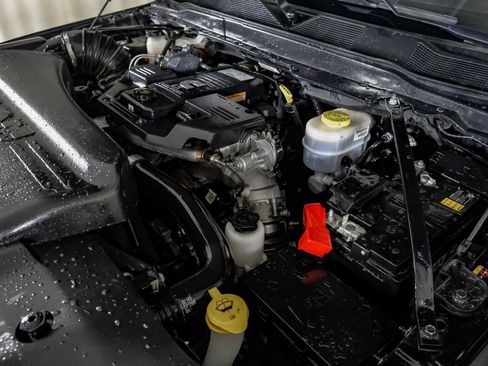 Used 2024 RAM 3500 Tradesman w/ Chrome Appearance Group image 46