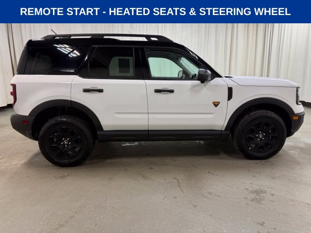 Used 2025 Ford Bronco Sport Badlands AWD/4WD image 3