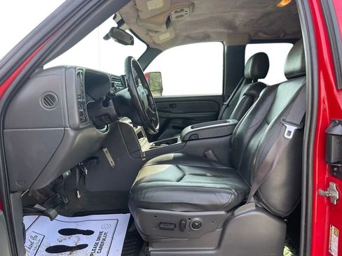 Used 2004 GMC Sierra 2500 SLT w/ Heavy-Duty Power Package AWD/4WD image 15