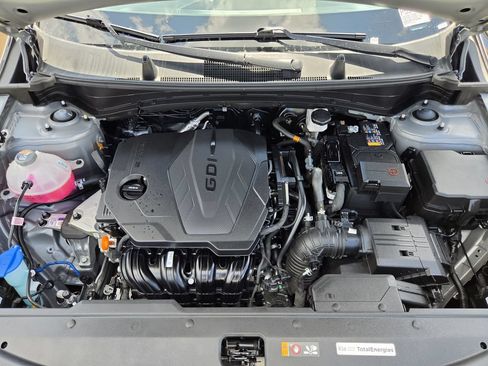 Used 2025 Kia Sportage LX FWD image 28
