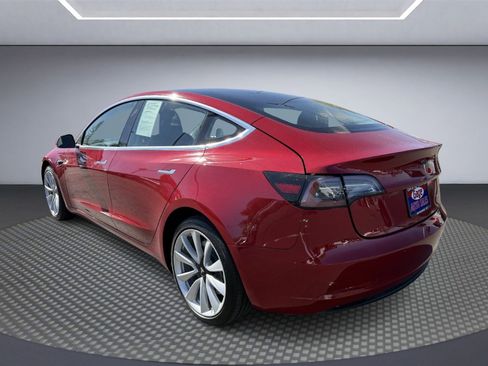 Used 2018 Tesla Model 3 AWD/4WD image 4