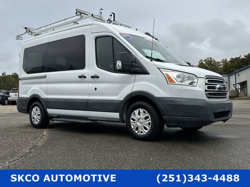 Used 2017 Ford Transit 150 XLT image 7