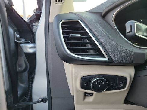 Certified 2020 Lincoln Nautilus Premier w/ Equipment Group 101A image 21