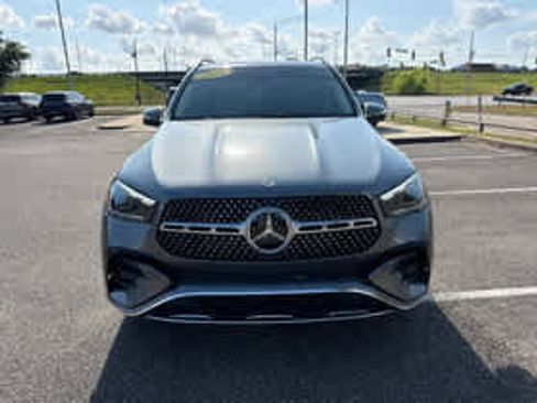 Certified 2025 Mercedes-Benz GLE 450e 4MATIC image 3