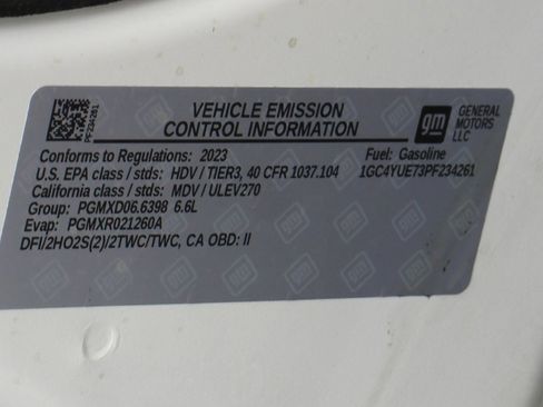 Used 2023 Chevrolet Silverado 3500 LTZ w/ LTZ Convenience Package image 15