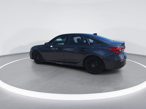 Used 2024 Honda Civic Sport image 2