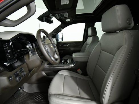 New 2025 Chevrolet Silverado 2500 LTZ w/ LTZ Convenience Package image 5