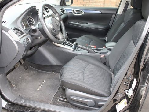 Used 2019 Nissan Sentra SR image 15