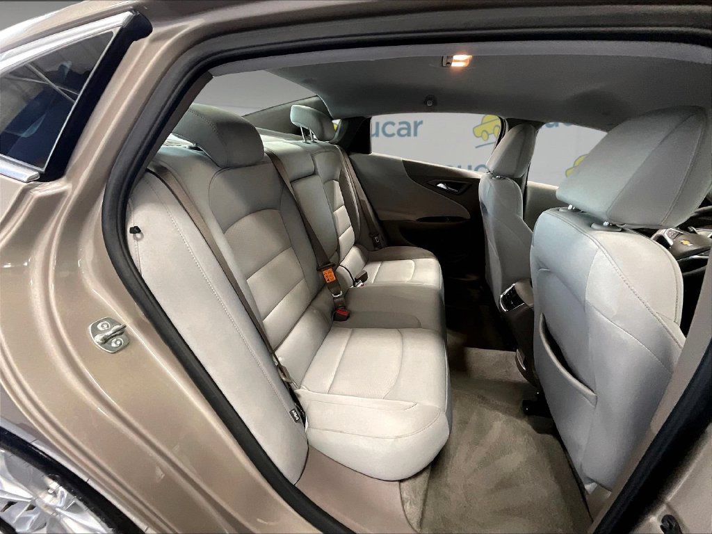 Used 2024 Chevrolet Malibu LT FWD image 16