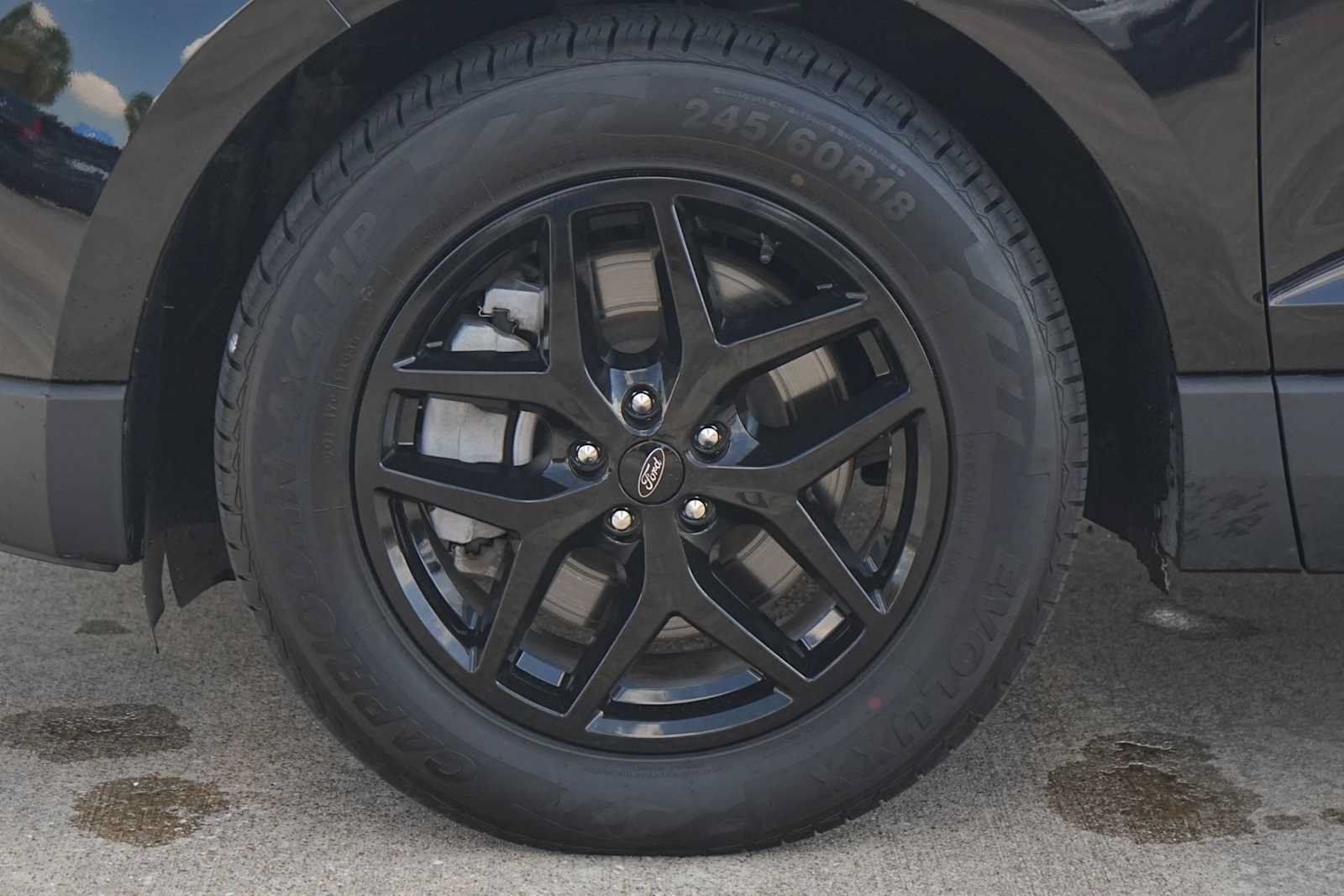 Used 2024 Ford Edge SEL AWD/4WD image 7