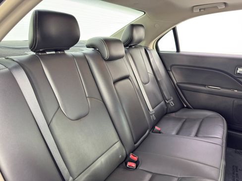 Used 2012 Ford Fusion SEL image 30