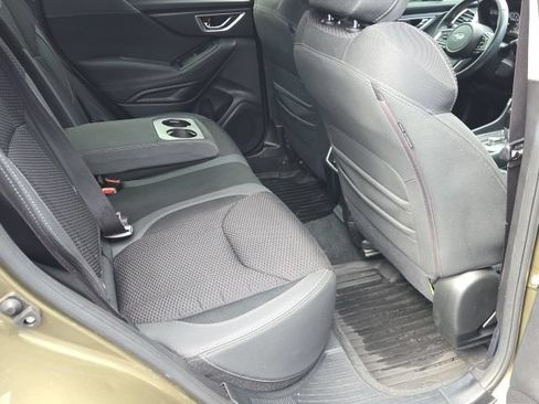Used 2023 Subaru Forester Premium AWD/4WD image 10