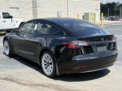 Used 2022 Tesla Model 3 Long Range AWD/4WD image 18