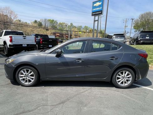 Used 2014 MAZDA MAZDA3 i Touring w/ Technology Package image 8