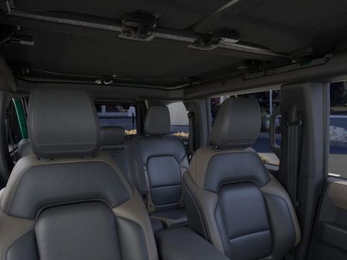 New 2025 Ford Bronco Big Bend w/ Black Diamond Package image 12