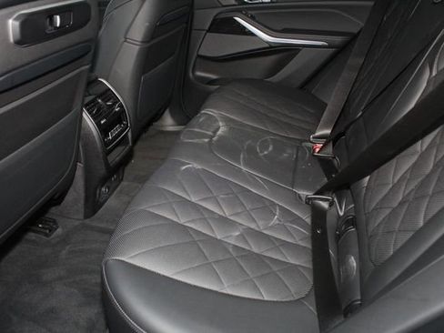 Used 2025 BMW X5 M60i image 25