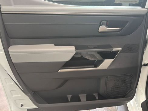 New 2026 Toyota Tundra Limited AWD/4WD image 9
