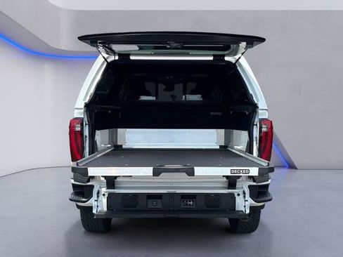 Used 2024 GMC Sierra 2500 Denali Ultimate w/ Max Trailering Package AWD/4WD image 9
