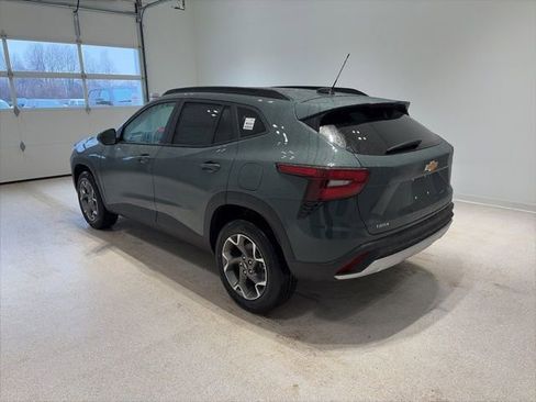 New 2026 Chevrolet Trax LT w/ Driver Confidence Package image 4