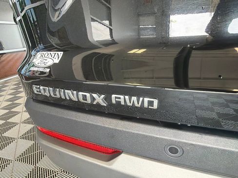 Used 2025 Chevrolet Equinox LT AWD/4WD image 7