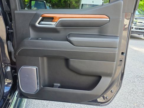 Used 2022 GMC Sierra 1500 Denali image 34