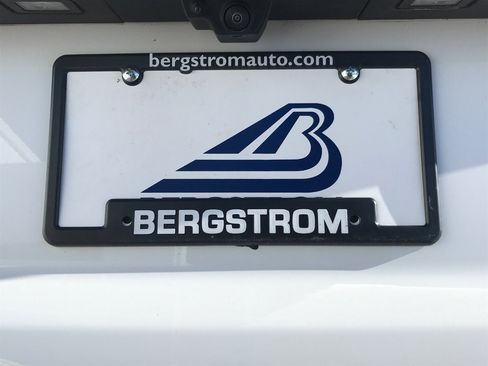 Certified 2025 GMC Yukon XL Denali image 23