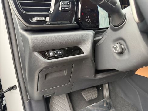 Used 2026 Lexus NX 350h AWD w/ Accessory Package (2T) image 11