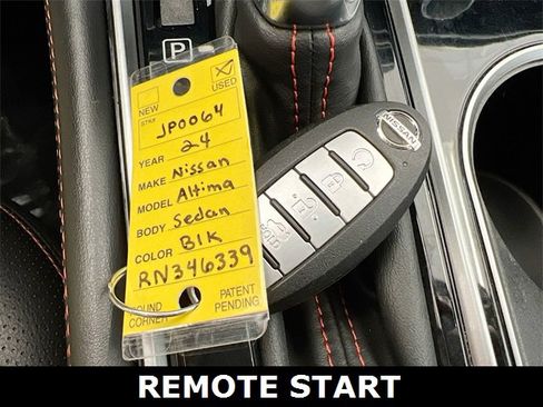 Used 2024 Nissan Altima 2.5 SR image 14