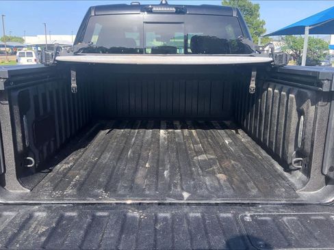 Used 2025 RAM 1500 Limited AWD/4WD image 36