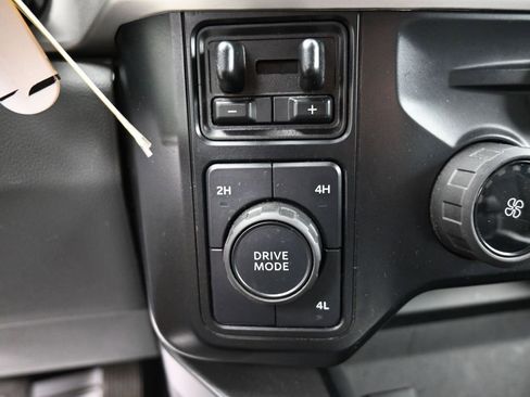 Used 2023 Ford F350 XLT image 17