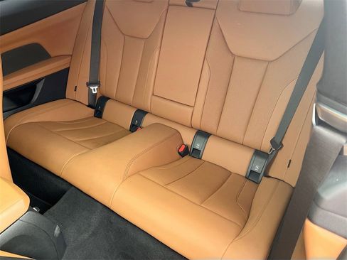 Used 2024 BMW 440i xDrive Coupe w/ Premium Package image 26