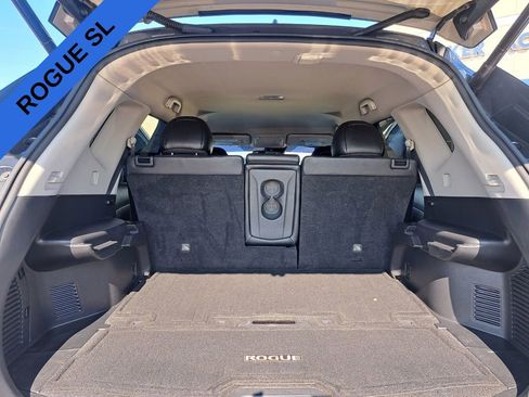 Used 2017 Nissan Rogue SL image 25