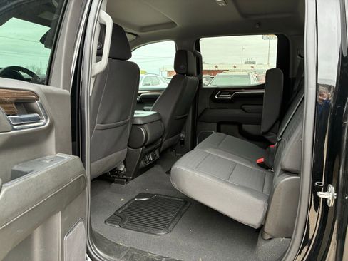 Used 2024 Chevrolet Silverado 1500 LT image 4