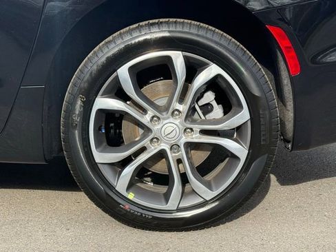 New 2026 Chrysler Pacifica Pinnacle AWD/4WD image 16
